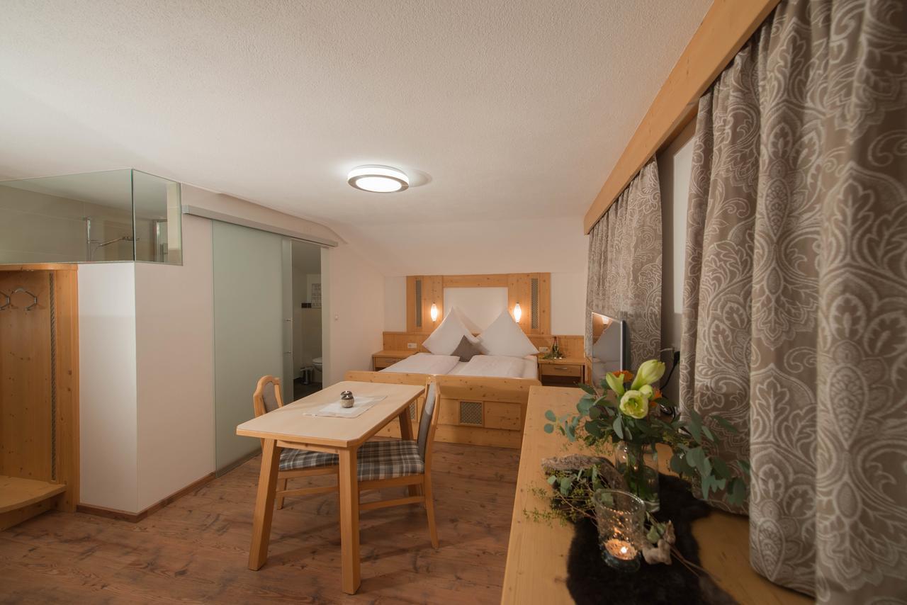 Apart Konrad Ehrwald Exteriör bild